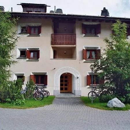 Chesa Polaschin C8 By Interhome